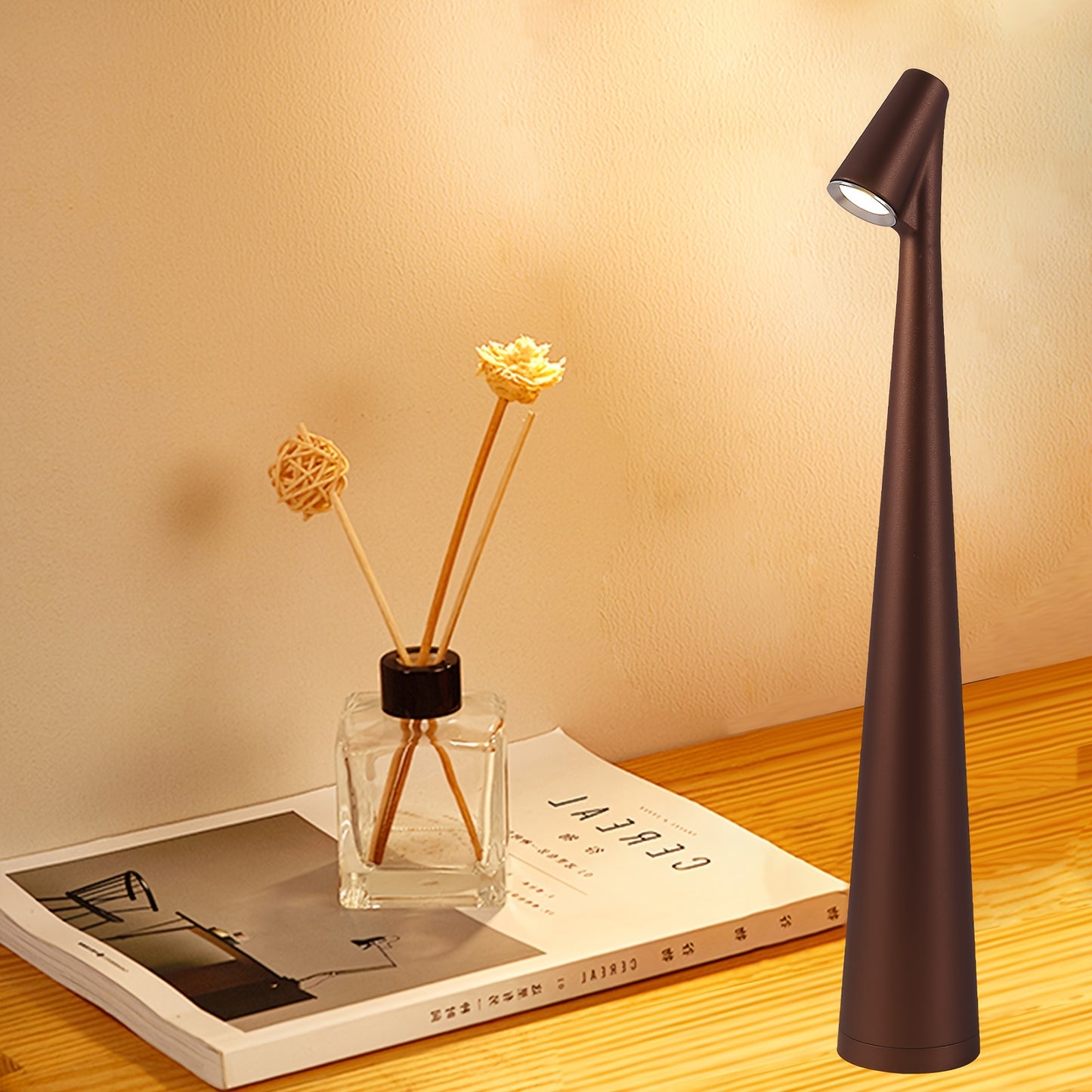 Handsome Table Lamp - Minimalist Creative Touch Night Light Art Luxury Bedroom Bedside Charging